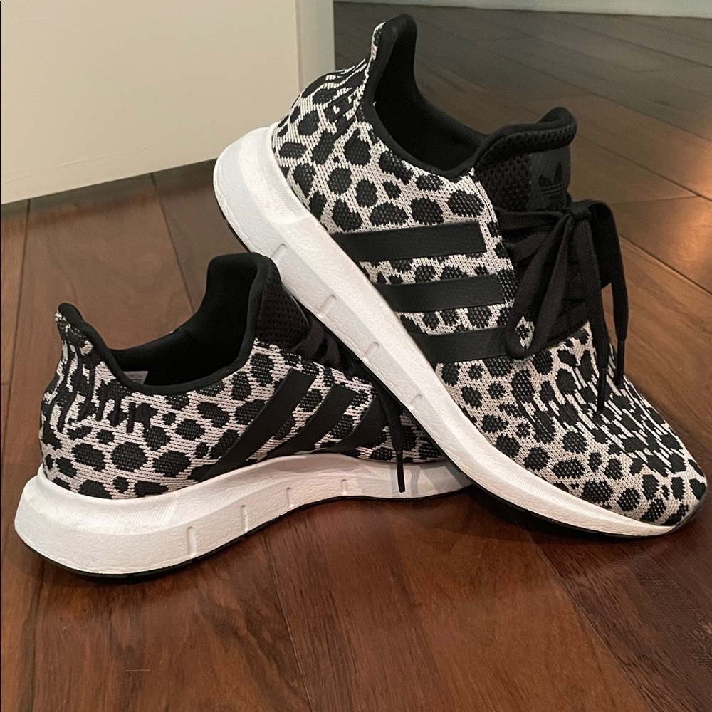 Adidas Animal Print Sneakers - Picture 4 of 8